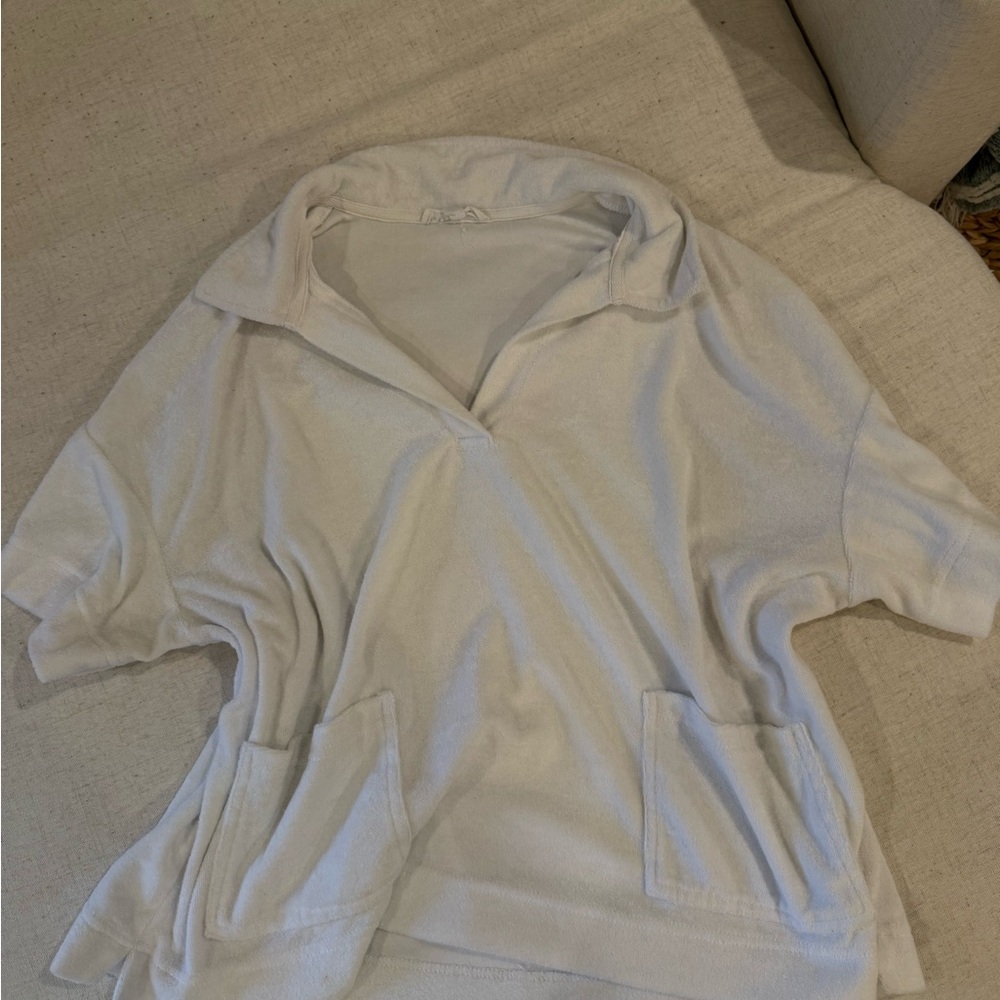 White Short-Sleeve Collared Top